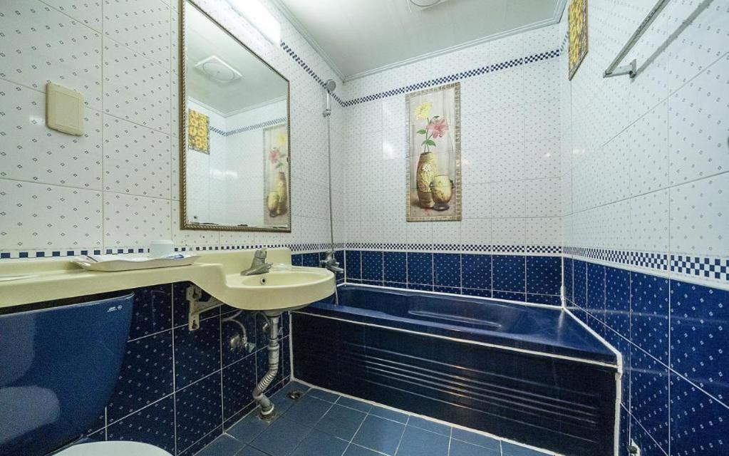 Emerald Ace Hotel Csedzsu Kültér fotó